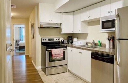 Northwest Edmonton Casa | Adorable 2-bedroom place with in-suite laundry
