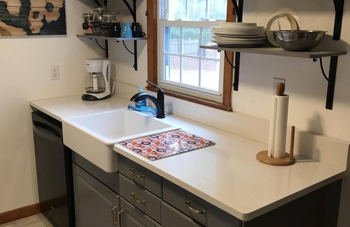 West Yarmouth Casa | ¡NUEVO! Adorable 3 BR Cape House perfecto para vacaciones familiares!