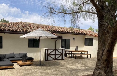 Solvang Cabaña | Adorable Adobe