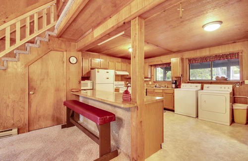 Old Timberline Casa | ¡La cabina de montaña adorable y asequible lo tiene todo y luego algunos!