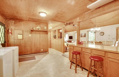 Old Timberline Casa | ¡La cabina de montaña adorable y asequible lo tiene todo y luego algunos!
