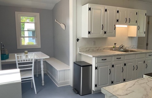 Westbrook Center Cabaña | Adorable Beach Cottage for Monthly Rental Across the street from the beach!