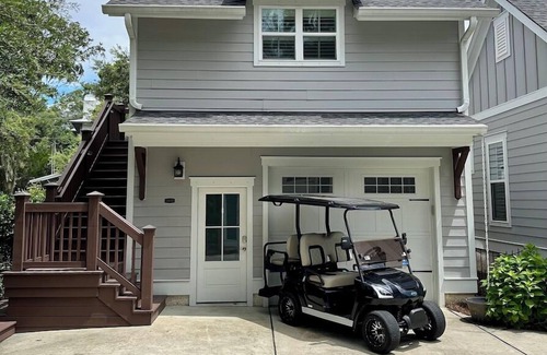 Olde Town Apartamento | Adorable Bluffton Carriage House — Explore Town by Golf Cart!