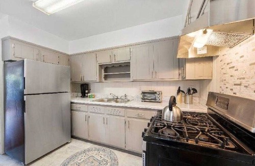 East Point Cabaña | Adorable & Chic in South Atlanta/East Point with Hi speed wifi for remote work
