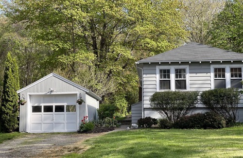 Madison Casa | Adorable Cottage close to Beaches and Town