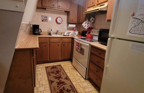 Hickory Hills Cabaña | Adorable Cottage in the Poconos!