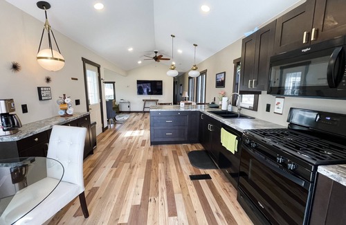 Trempealeau Cabaña | Adorable Cottage on GREAT Fishing Lake