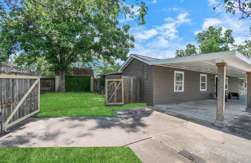 Pasadena Casa | Adorable Country Quarters