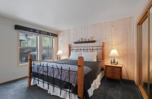 Alfalfa Casa | Adorable & Cozy Hot Tub SHARC Passes Fabulous Location 24356