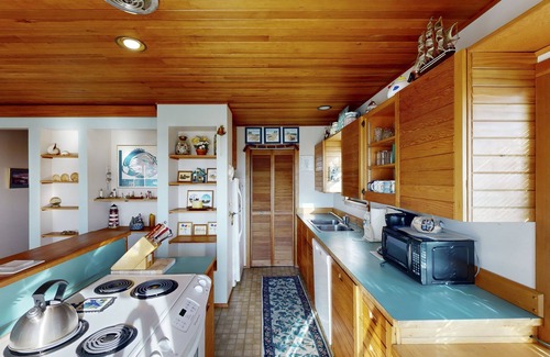Newport Casa | Adorable casa para perros en el distrito histórico de Deco - a pocos pasos de la playa
