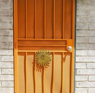 Tempe Apartamento | Adorable Ground Level Boho Studio Blocks From Dwntn-C