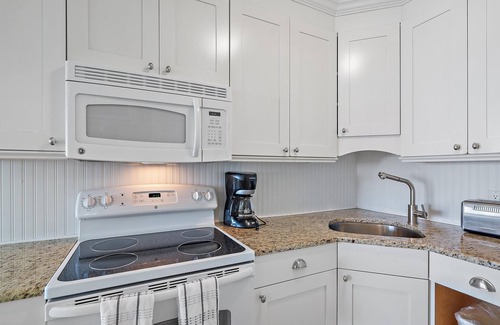 Longboat Key Apartamento | Adorable Gulf Front Studio, Private Beach, Originally Part of Starfish Motel