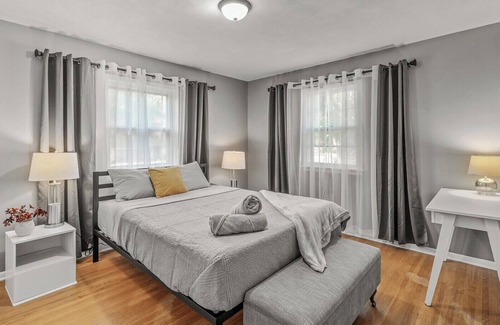 Maplewood Casa | Adorable Home- 3M Headquarter/MOA/ St Paul