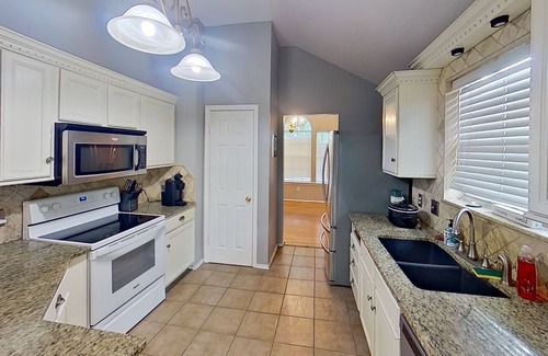 South Side Casa | Adorable Home Away From Home in the City by the Bay