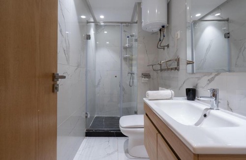 Casablanca Apartamento | Adorable King Bed Flat .Perfect for long Stays