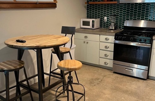 Atlanta Casa | Adorable one bedroom studio close to downtown Atlanta.