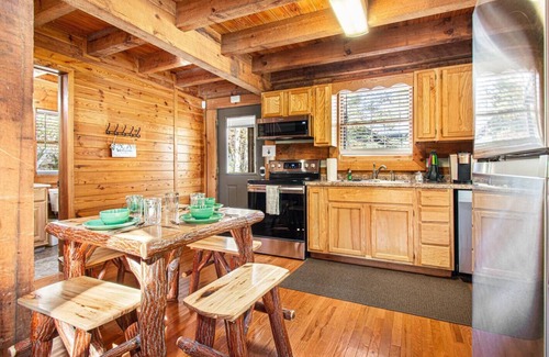 Townsend Cabina | Adorable Riverfront Cabin * EV Chrg * Fish * Swim