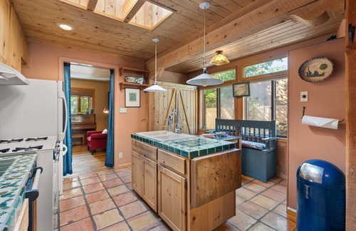 Santa Fe Casa | Adorable Santa Fe 3 Bedroom Home!