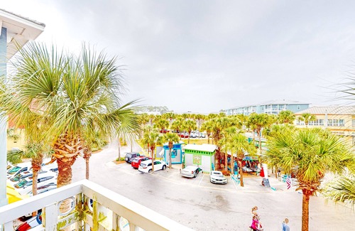 Gulf Place Apartamento | Adorable estudio a dos pasos de la playa: piscina compartida y canchas de tenis.