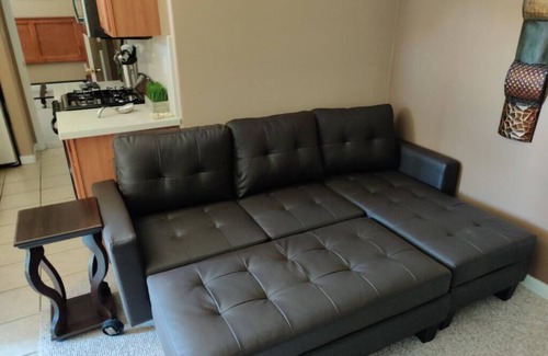 Greenacres Casa | Adorable1 bedroom guest house