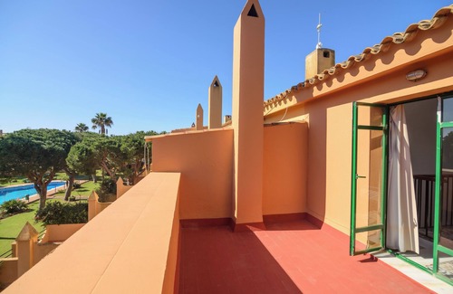 Poblado de Sancti Petri Casa | Adosado en Chiclana, La Barrosa, Sancti Petri, piscina comunitaria, cerca playa
