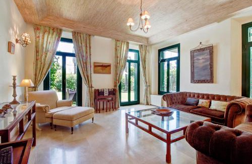 Sotogrande Casa | Adosado En Ribera Del Emperador