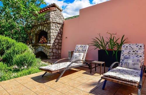 Sibinj Krmpotski Apartamento | Adriana by Interhome