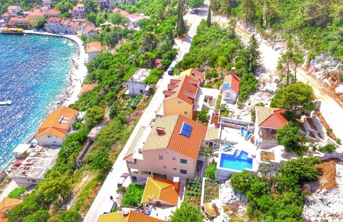 Sobra Apartamento | Adriatic-house & seaview pool