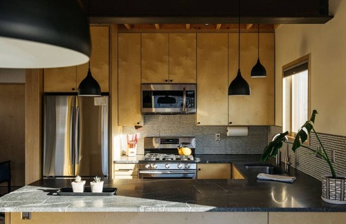 Bozeman Apartamento | ADU | Stylish Guesthouse | Walk to Downtown!