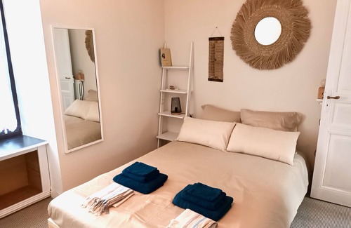 Crespin Otro | Adults only gîte in quiet place, w/swimming pool