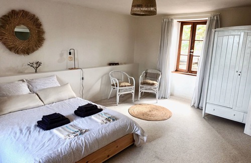 Crespin Otro | Adults only gîte in quiet place, w/swimming pool