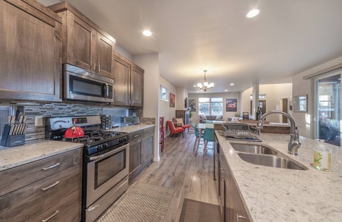 Old Farm District Casa | Adventure Basecamp - Hot Tub - Dog Friendly