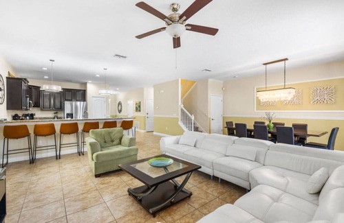 Davenport Apartamento | Adventure Lux Retreat 9BR Pool 6 H2O WPark TIX INC