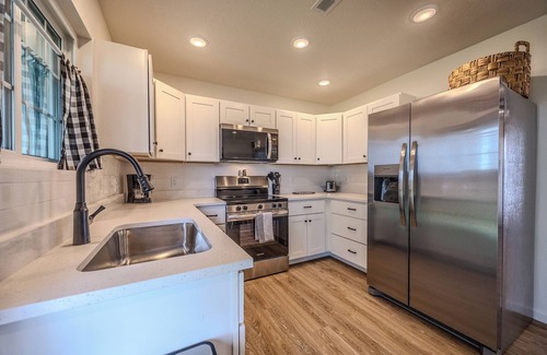 Lebanon Cabina | Adventure on Historic Route 66! Brand new renovation!