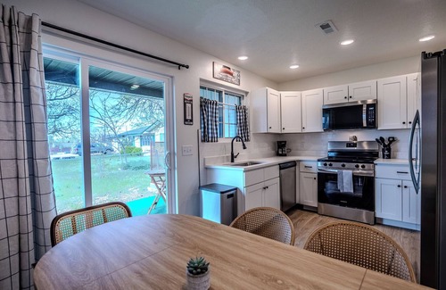 Lebanon Cabina | Adventure on Historic Route 66! Brand new renovation!