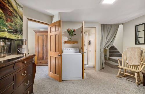 Idaho Springs Apartamento | Adventures at Angel's Landing await you! Apartment in large mountain home for 3.