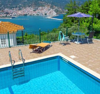 Skopelos Hotel | Aegeon Hotel