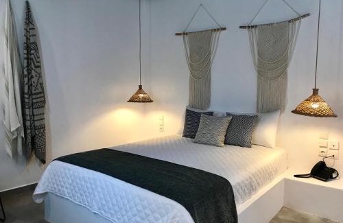 Lakkion Cama Y Desayuno | AELLIA HOTEL & SUITES LEROS