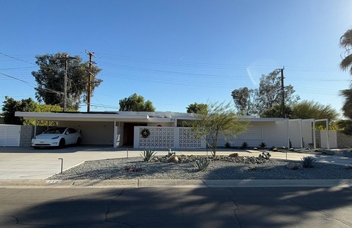 Palm Springs Villa | Aerhaus - Mid-Century Oasis