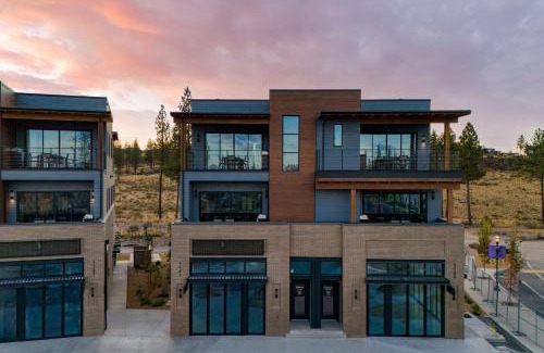 Bend Casa | Aerie Modern 4 Unit Buyout 4 Units w Hot Tub Mountain Views Near Downtown