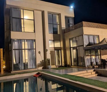 Al Jizah Chalet De Esquí | Aeropuerta Mini Villa - Private self check-in Layover near Amman Airport