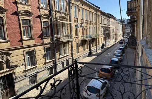 Lviv City Center Apartamento | Aesthetic Apartment Near Main Square