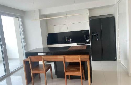 Amarousion Apartamento | Aether Loft in Marousi with Shared Pool