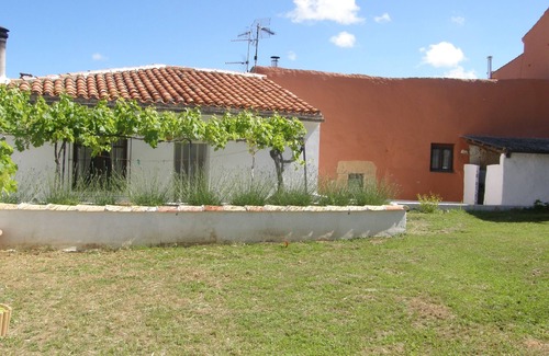 Armananzas Casa | Casa Rural Cariño, Armañanzas