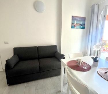 La Maddalena Apartamento | Affittimoderni La Maddalena - MADA39