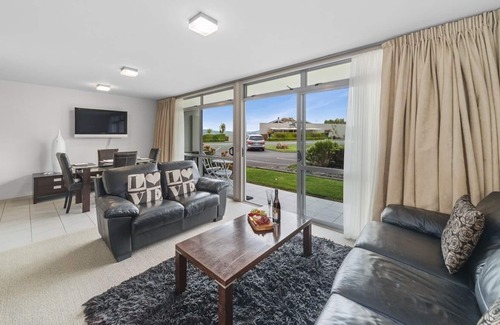 Two Mile Bay Apartamento | Apartamento asequible de un dormitorio junto al lago