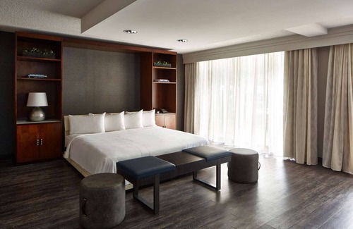 Nashville Hotel | Affordability Meets Comfort! Short Drive to Adventure Science Center, w/ Pools