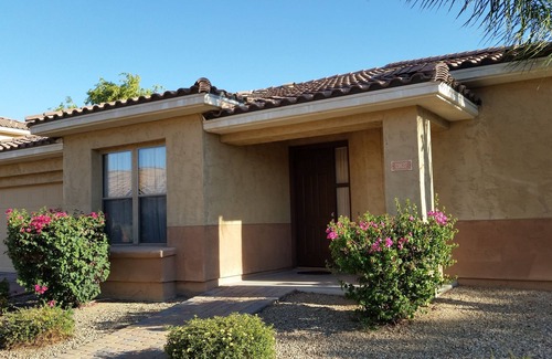 Palm Valley Casa | Asequible, 2 dormitorios en urbanización cerrada Palm Valley.