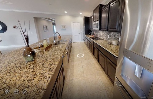 North Port Casa | Affordable 3 bed 2 bath and a 4th office room on 3-acre lot close to Siesta Key