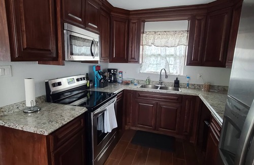 Central City Casa | Affordable 4 bedroom private vacation home. Child, pet friendly. Large yard.